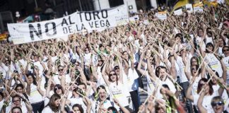 #ESPAÑA Miles de personas se congregan en Madrid para pedir el fin del Toro de la Vega
