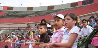 #PERU La ONU le pide a Lima prohibir la participación de menores en espectáculos taurinos