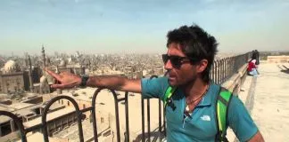 #TELEVISION Especialistas en fauna criticaron duramente a Claudio Iturra por su manejo con los animales