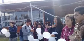 #VALPARAISO En emotiva ceremonia despiden a joven animalista asesinado