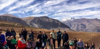 #SANTIAGO Con liberación de siete aves rapaces se celebró en la cordillera el Día internacional de las Aves