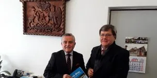 #LOSLAGOS Animales de Puerto Varas accederán a cirugías mayores gracias a convenio con Universidad San Sebastián