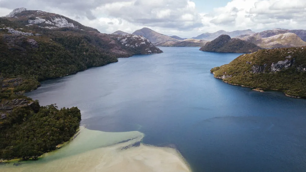 #MAGALLANES Isla Madre de Dios: científicos realizan levantamiento de información en un lugar único en el hemisferio sur