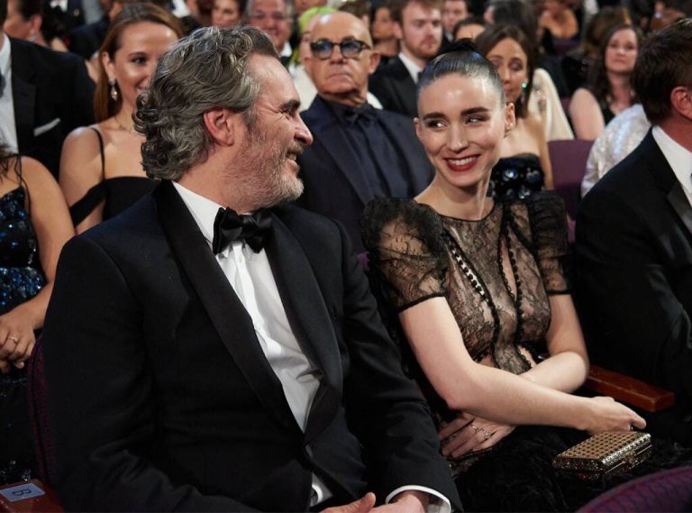 #MUNDO Joaquin Phoenix y Rooney Mara producirán una película sobre pandemias zoonóticas y agricultura animal