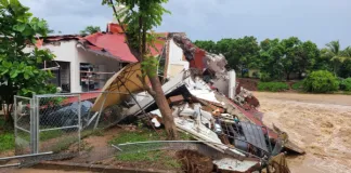 Paso del huracán Nora deja graves daños en albergue de SPCA en Puerto Vallarta, México