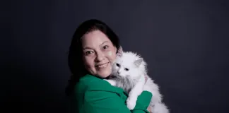 Candidata al Senado por la RM llama a crear un Servicio Nacional de Protección Animal y a defender sus derechos día a día