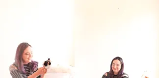 Joven de Coquimbo crea emprendimiento de upcycling textil que ha re-utilizado más de 400 prendas en menos de tres años