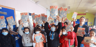 Revista educativa «Guarisapo, relativa a la Antártica, fue lanzada a nivel nacional