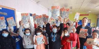 Revista educativa «Guarisapo, relativa a la Antártica, fue lanzada a nivel nacional