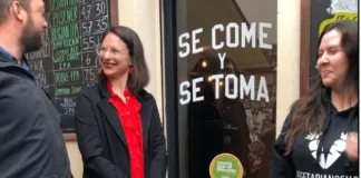 Fundación Vegetarianos Hoy y Municipalidad de Santiago se unen para generar menús veganos y sustentables en 50 locales