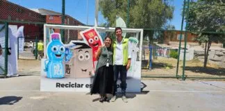 Fase domiciliaria de reciclaje en condominios avanza en R.M. con entrega de primeros sacos de acopio en Renca