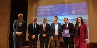 Ediciones UC y Aguas Andinas lanzaron el libro «Historia del agua potable en Santiago: Desde la Colonia a Aguas Andinas»