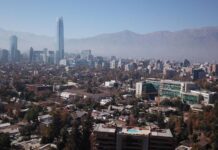 Greenpeace alerta: Santiago es catalogada como una de las ciudades más contaminadas del mundo